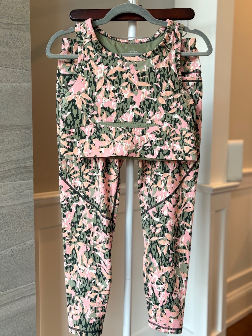 Sweaty Betty Matching Workout Set Pink Green Print Leggings + Bra L